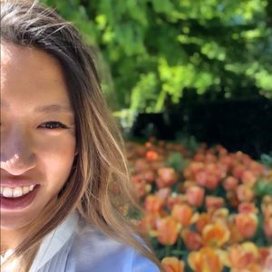 Meet your Posher, Jillian